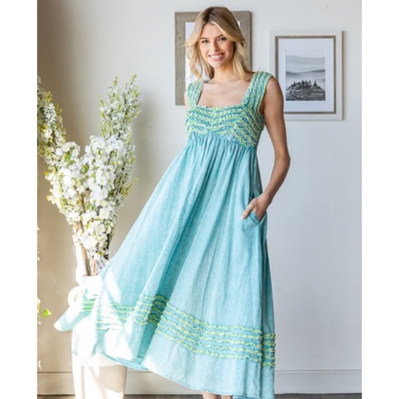 Oli & Hali Dresses & Skirts - Oli and Hali Frilled Details Aqua Midi Dress Sleeveless Smocked Back Tie Pocket